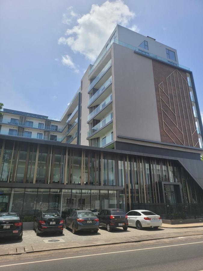 Rt Properties @ The Lennox Airport Residential 阿克拉 外观 照片
