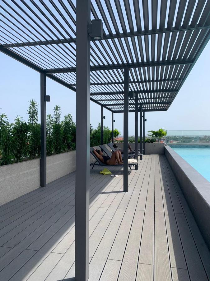 Rt Properties @ The Lennox Airport Residential 阿克拉 外观 照片