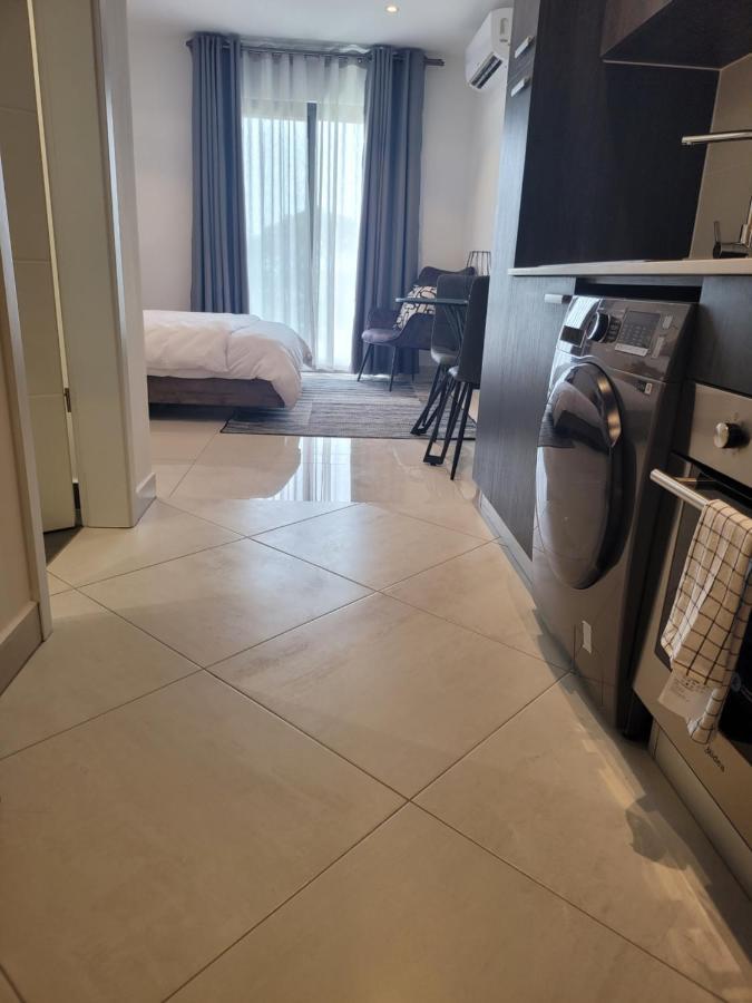 Rt Properties @ The Lennox Airport Residential 阿克拉 外观 照片