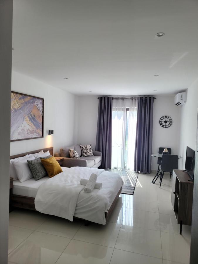 Rt Properties @ The Lennox Airport Residential 阿克拉 外观 照片